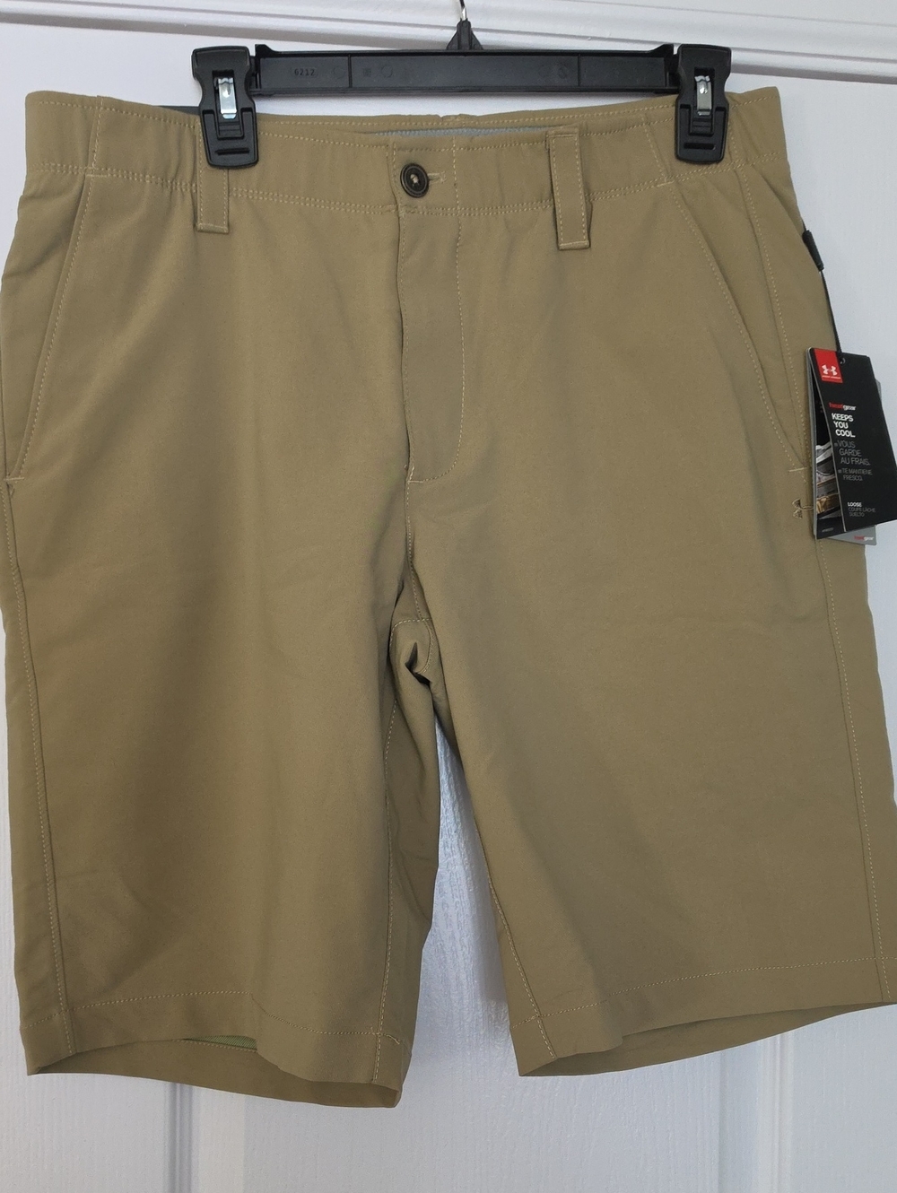 Under Armour Golf Khaki Flat-Front Performance Shorts - New